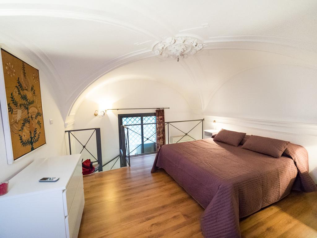 Appartamenti Villa Bellini Катанія Екстер'єр фото